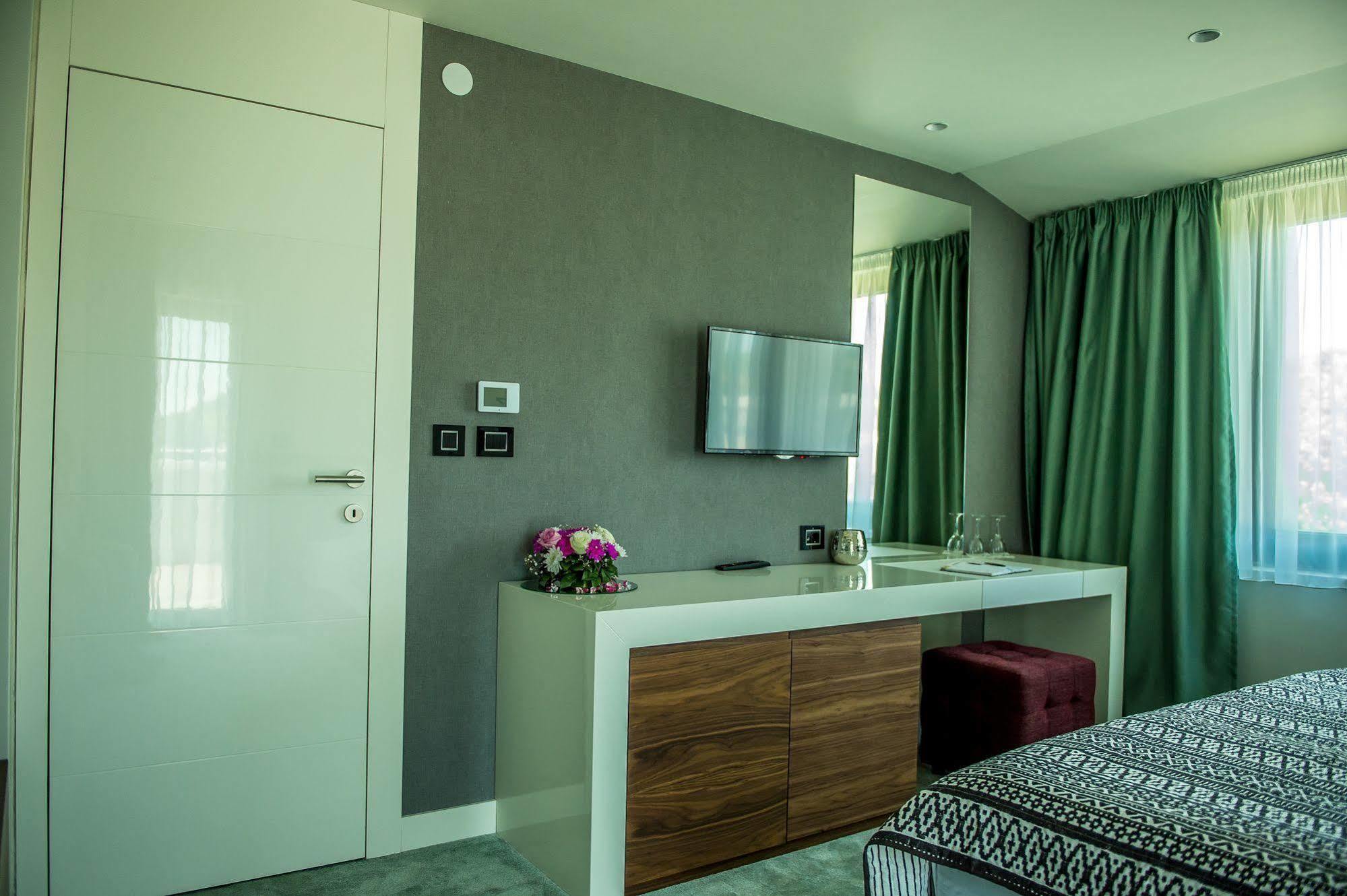 Hotel Hedonic Belgrad Dış mekan fotoğraf