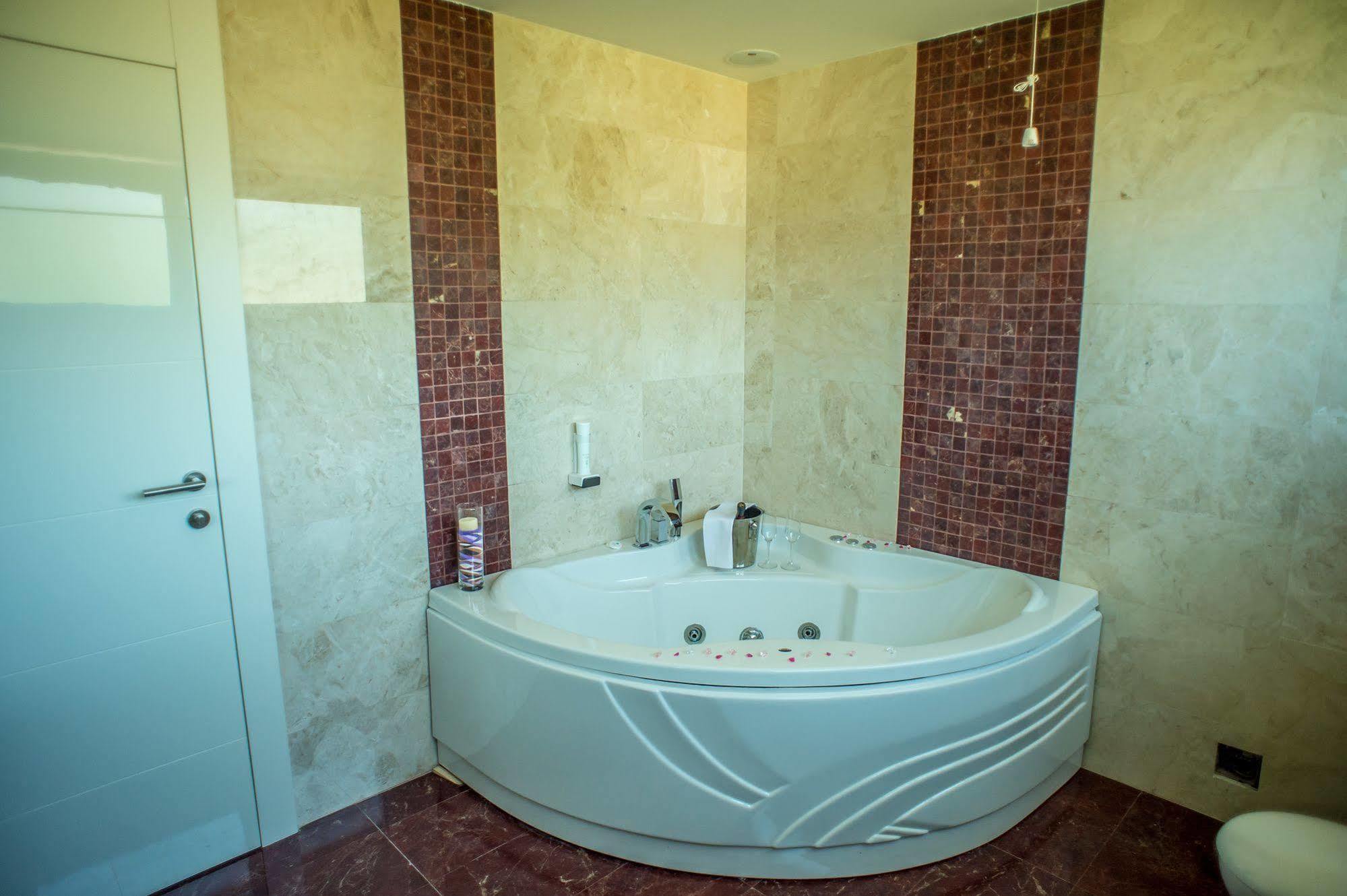 Hotel Hedonic Belgrad Dış mekan fotoğraf